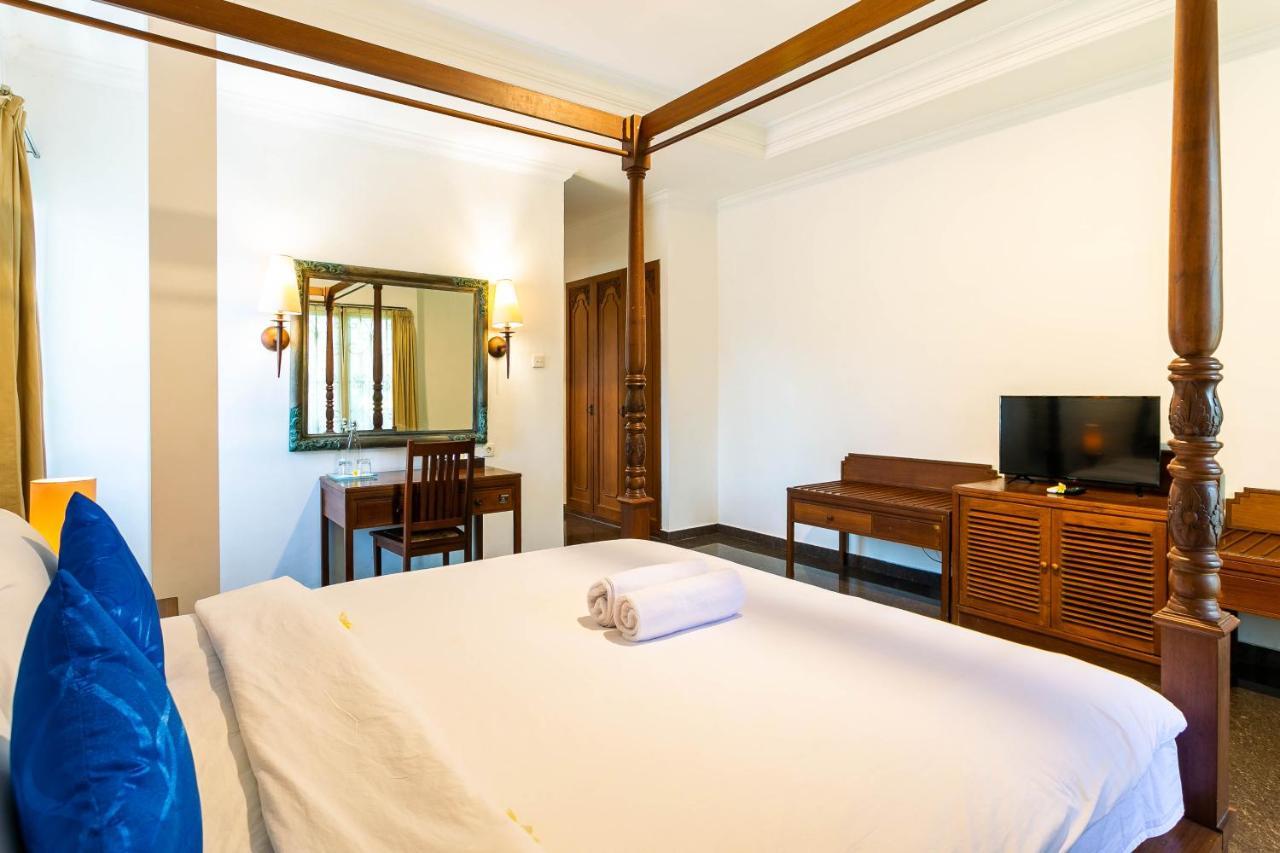 Starloka Saba Bali Hotel 博拉巴图 外观 照片