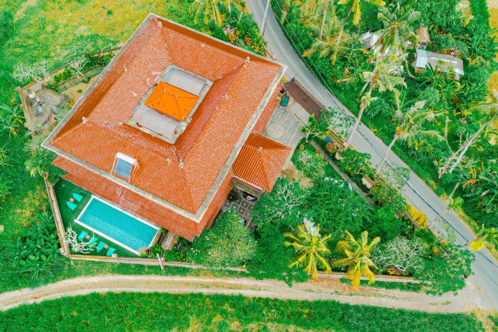 Starloka Saba Bali Hotel 博拉巴图 外观 照片