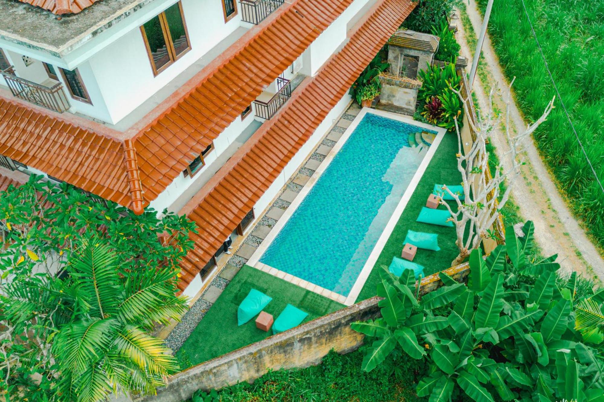 Starloka Saba Bali Hotel 博拉巴图 外观 照片